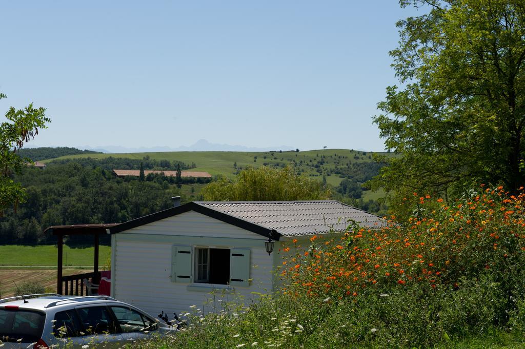Le Bourdieu Hotell Durfort  Exteriör bild